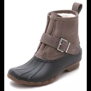 *Sperry ripwater boots-e